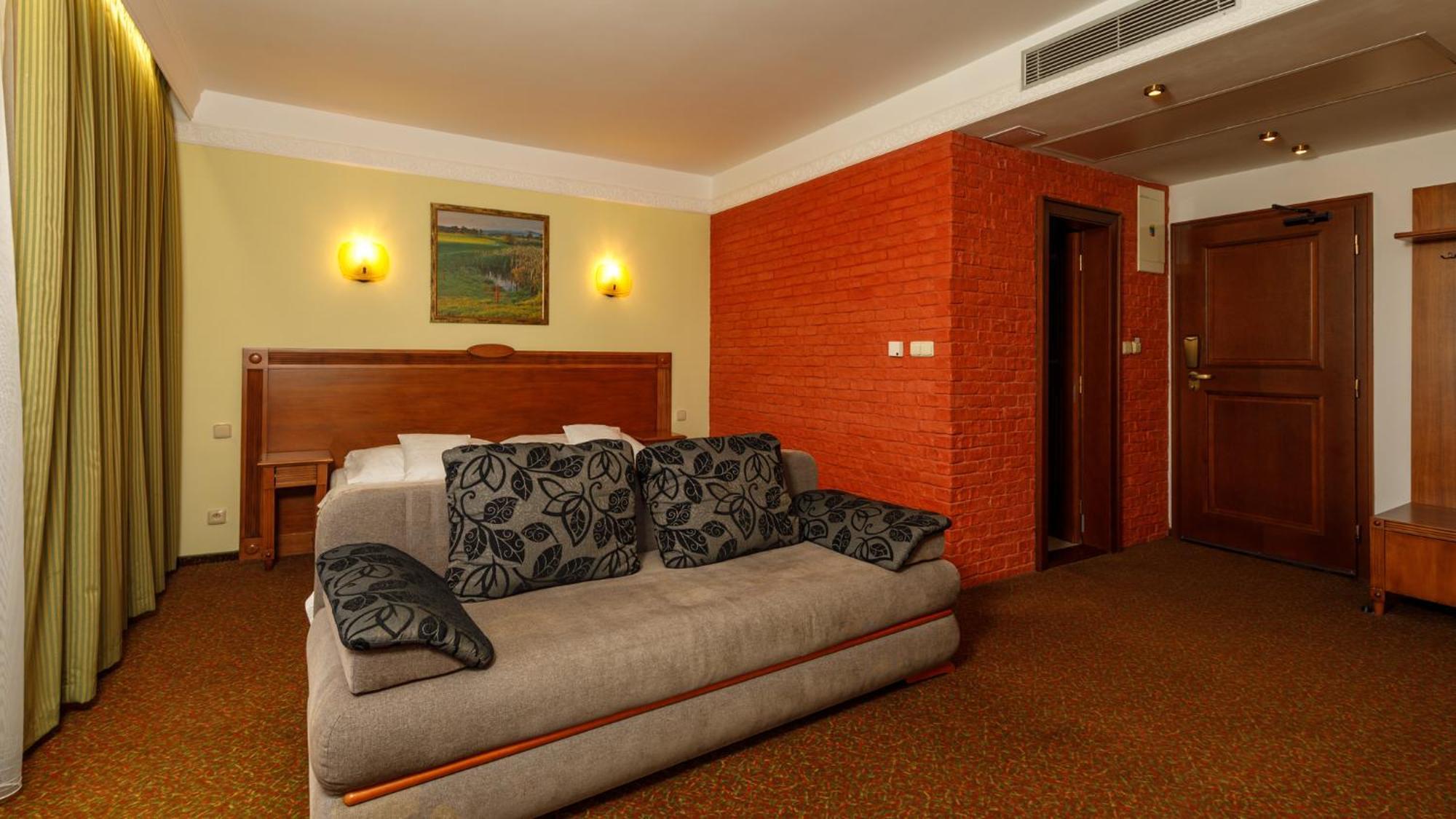 Hotel International Велка Ломница Стая снимка