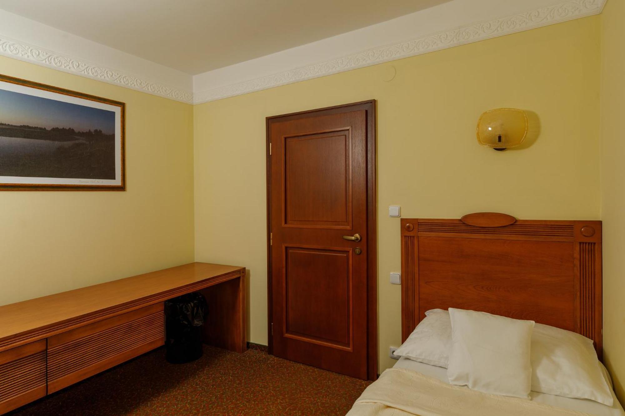 Hotel International Велка Ломница Стая снимка