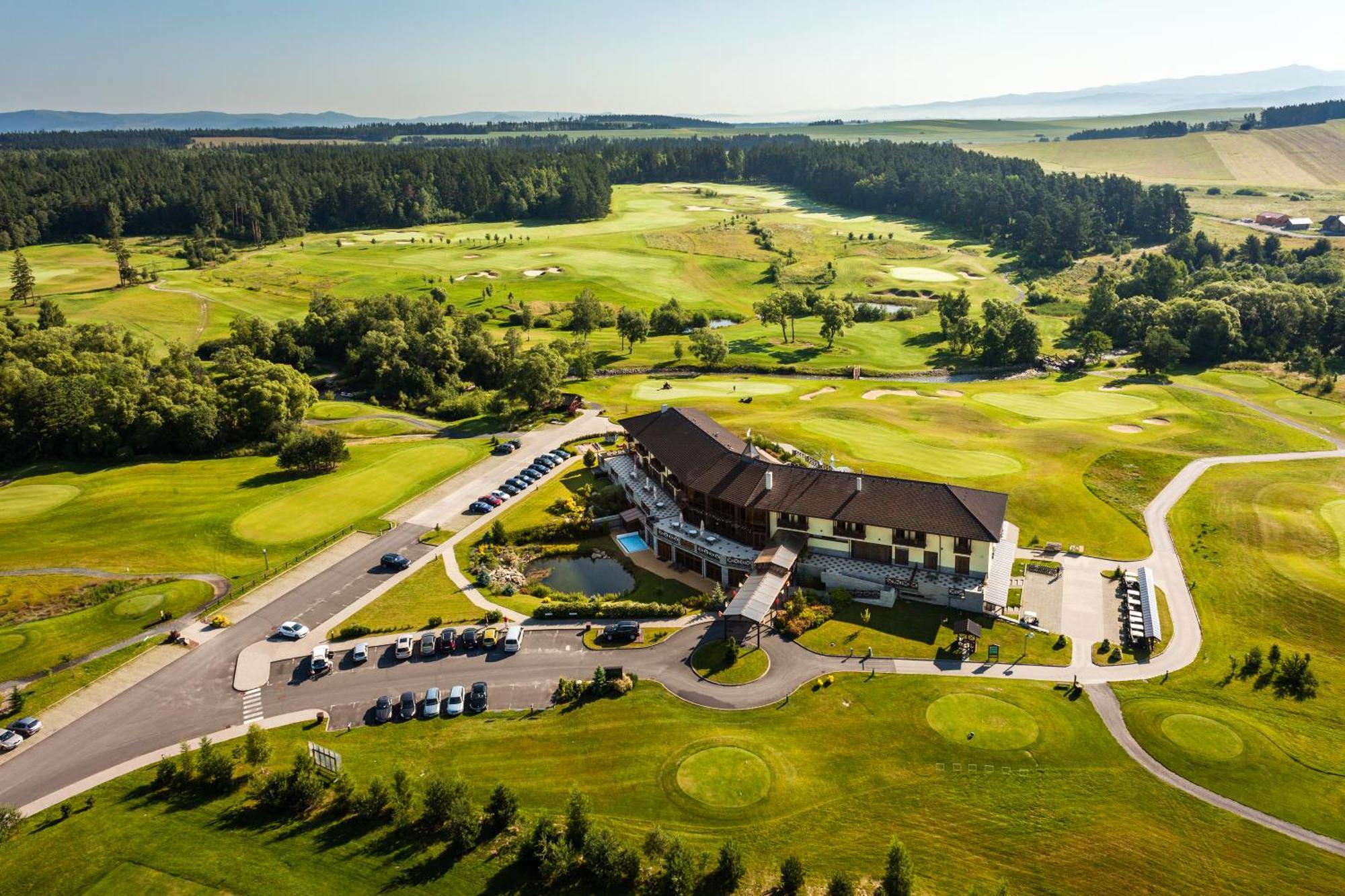 Hotel International Велка Ломница Екстериор снимка